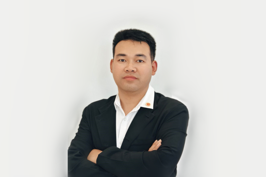王英峰 (2).png